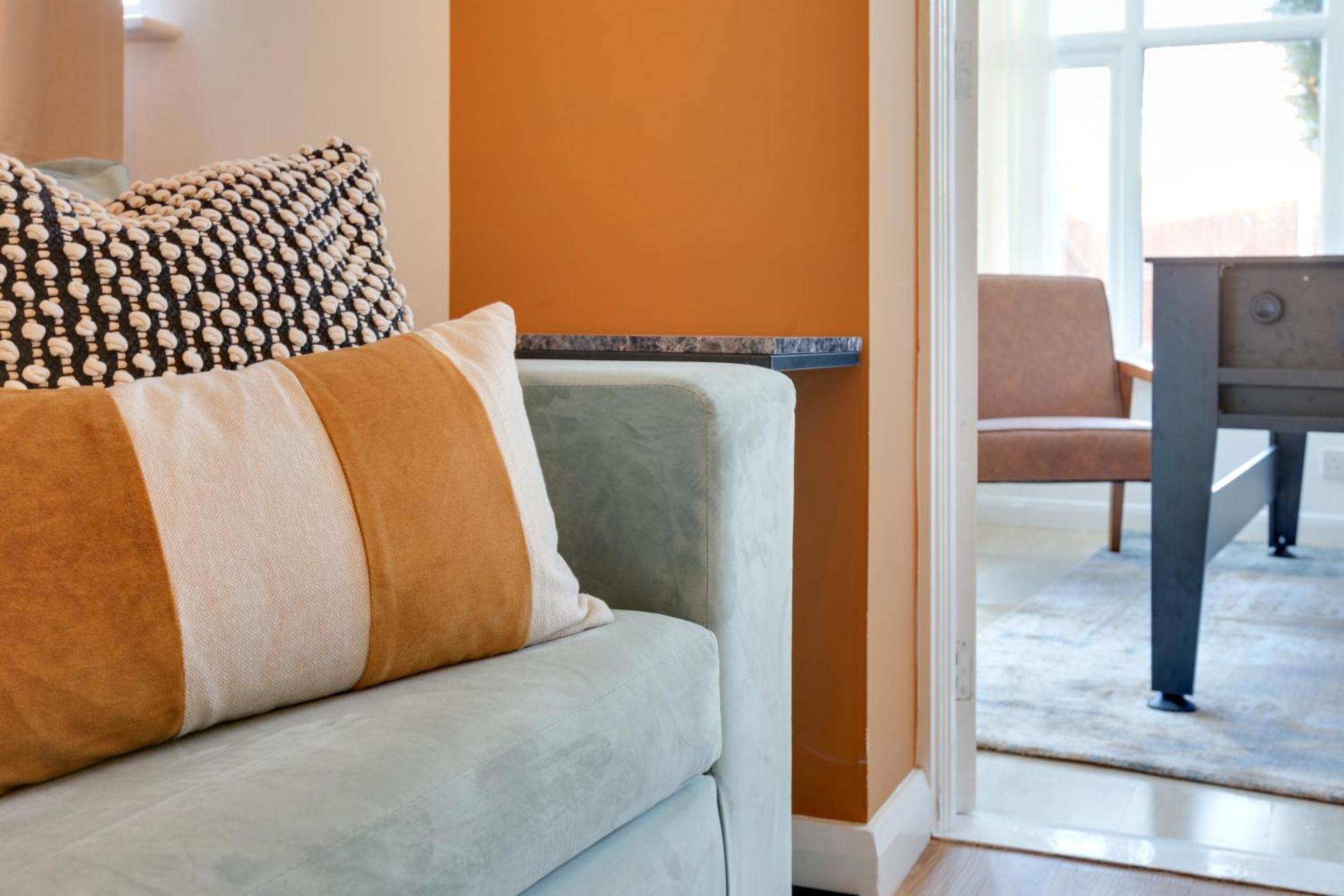 Cosy Two Bedroom House - Chelmsford - Free Parking And Wifi Kültér fotó